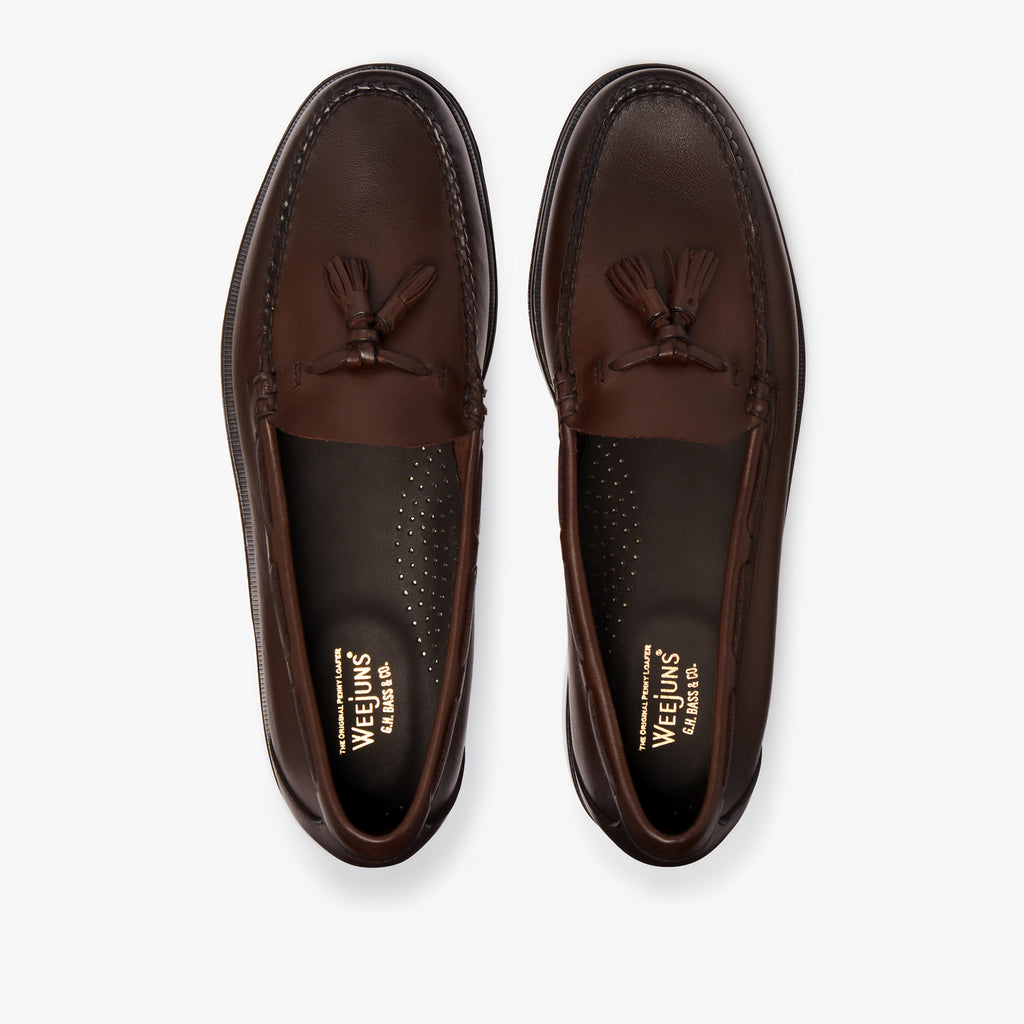 weejuns larkin tassel loafers