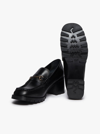 Weejuns Saddle Bar Tred Heels