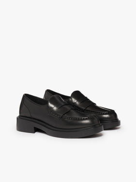 Albany II Penny Loafers