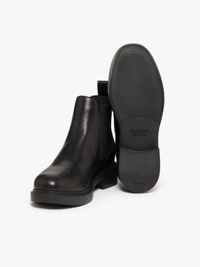 Albany II Pull On Boot