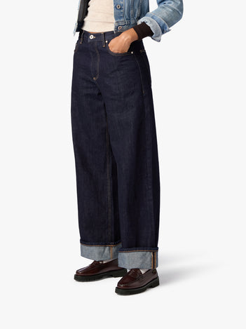 Weejuns Lug Penny Loafers