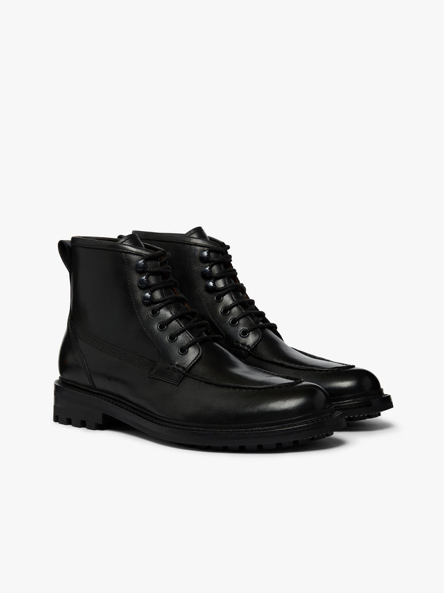 Chase Moc Toe Boots