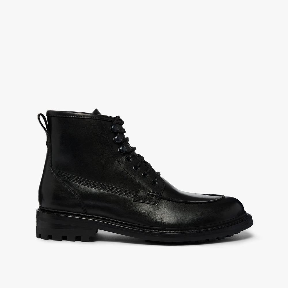 Chase Moc Toe Boots