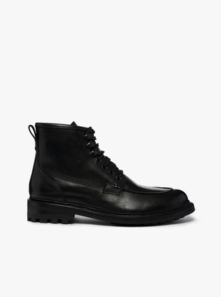 Chase Moc Toe Boots