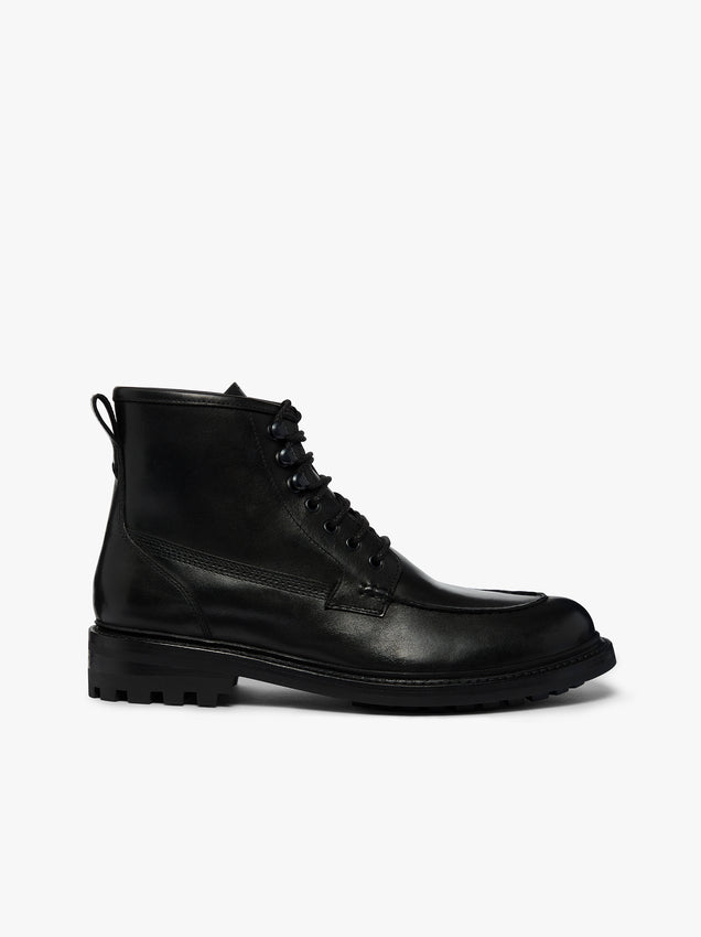 Chase Moc Toe Boots