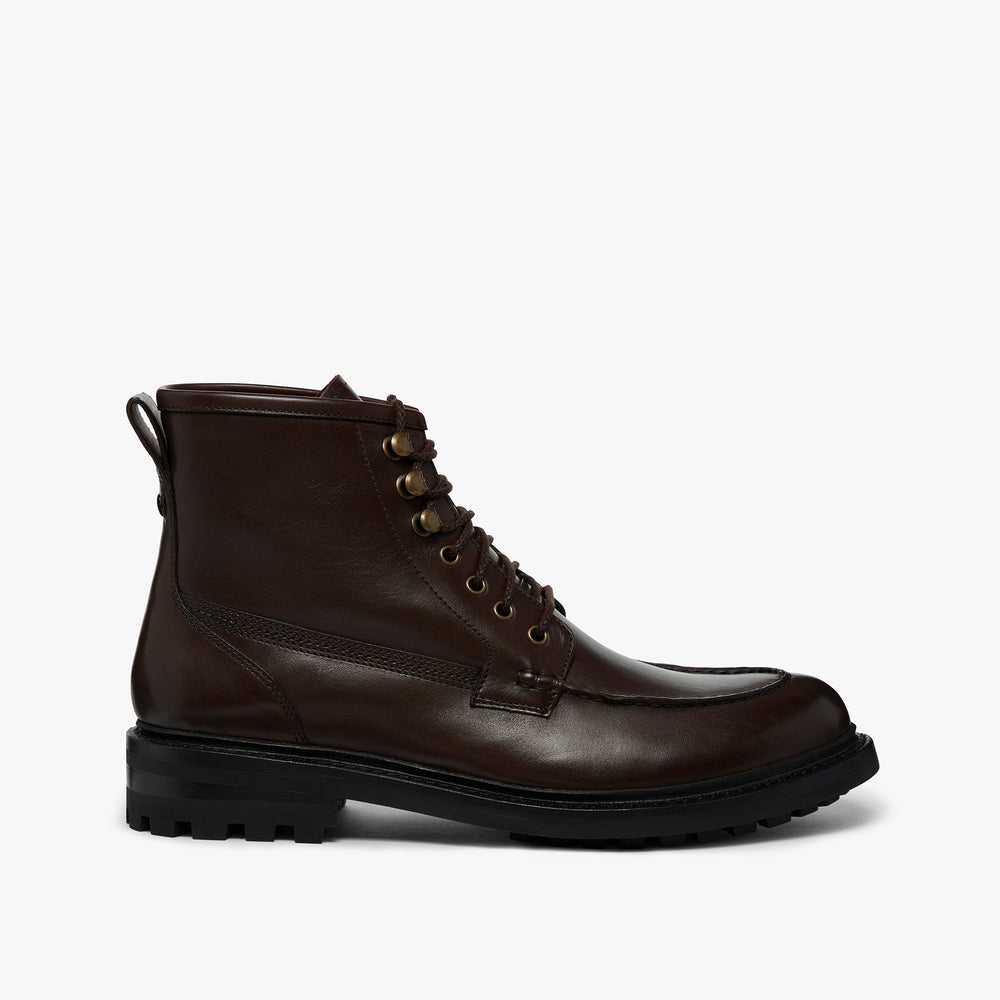 Chase Moc Toe Boots