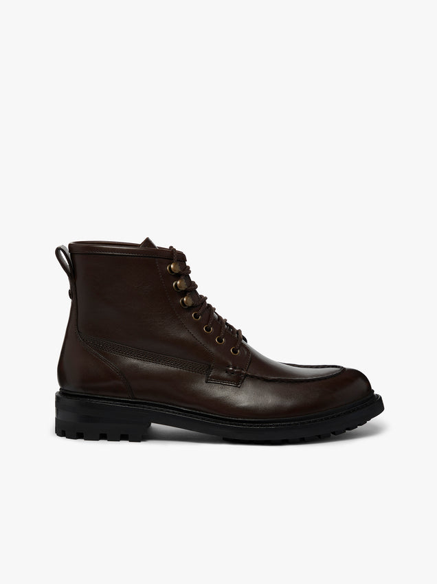 Chase Moc Toe Boots